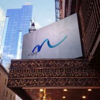 طراحی لوگو برند مُند (Mond)