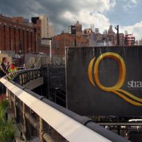  طراحی لوگو شرکت Q Strap